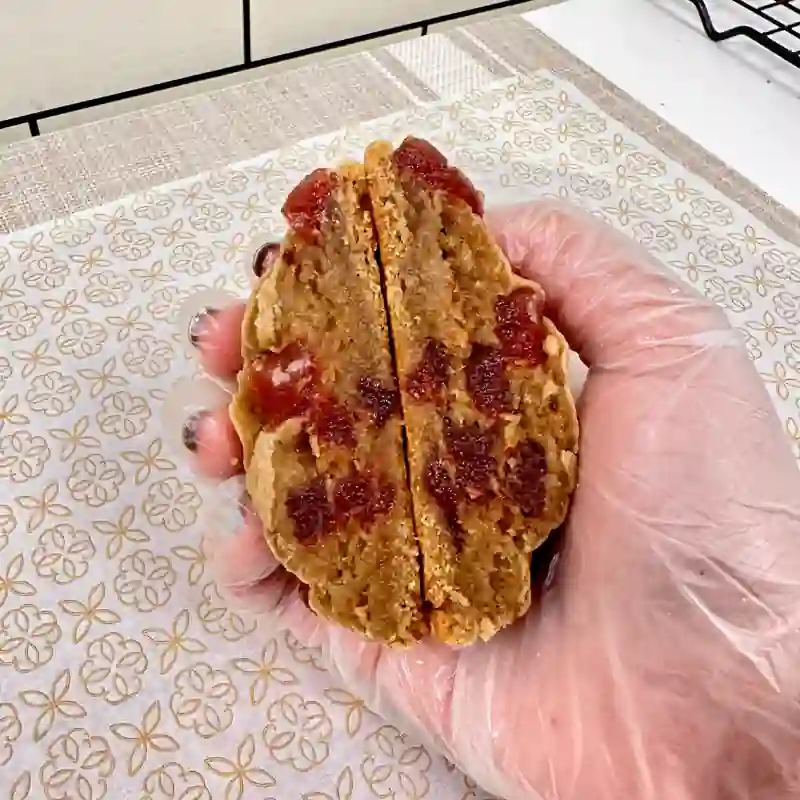 Cookie recheado com goiabada cremosa