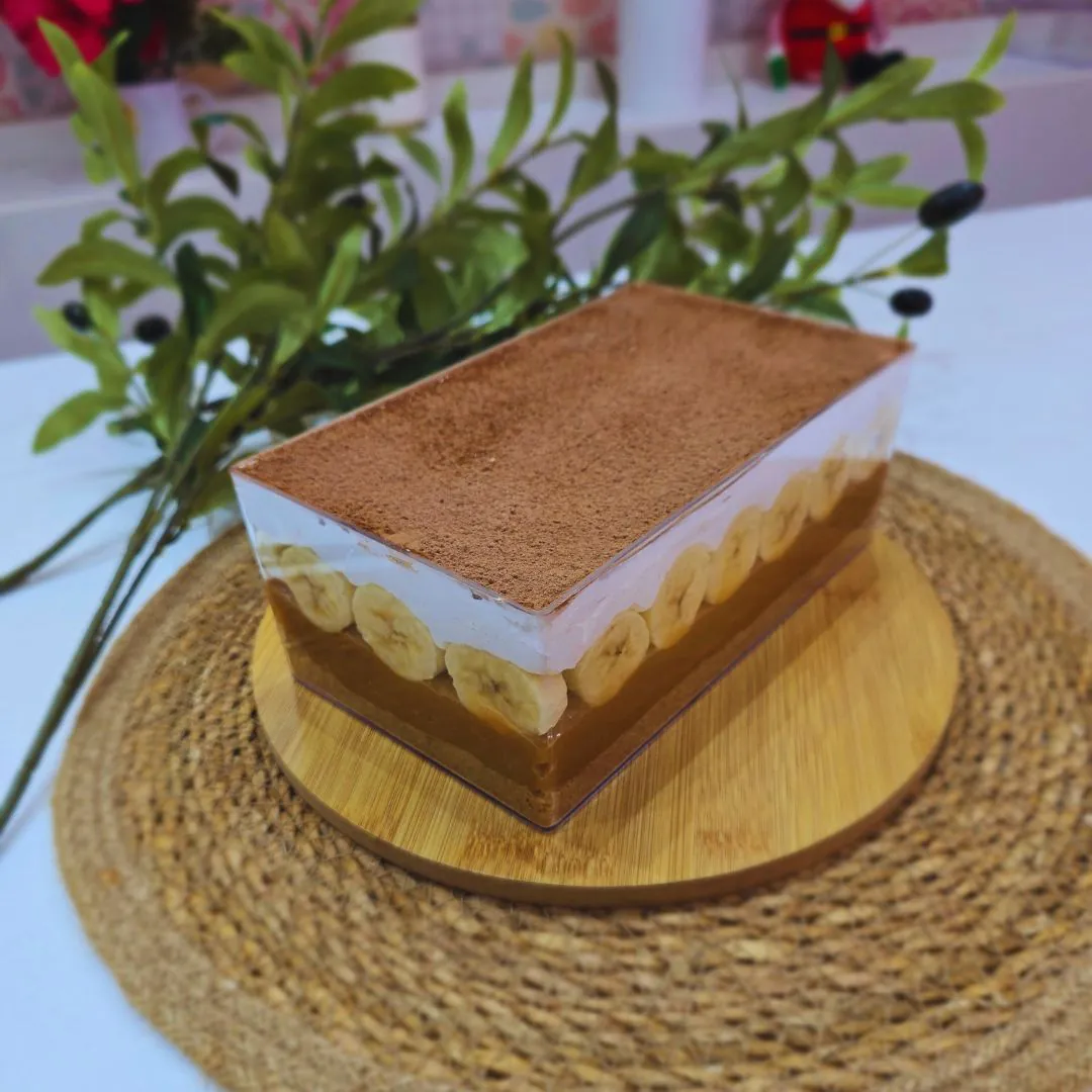 Travessa de sobremesa com cobertura de chocolate